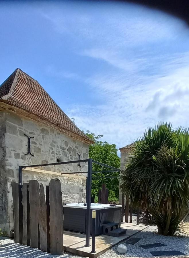 MonbahusL'Atelier D'Andre住宿加早餐旅馆 外观 照片